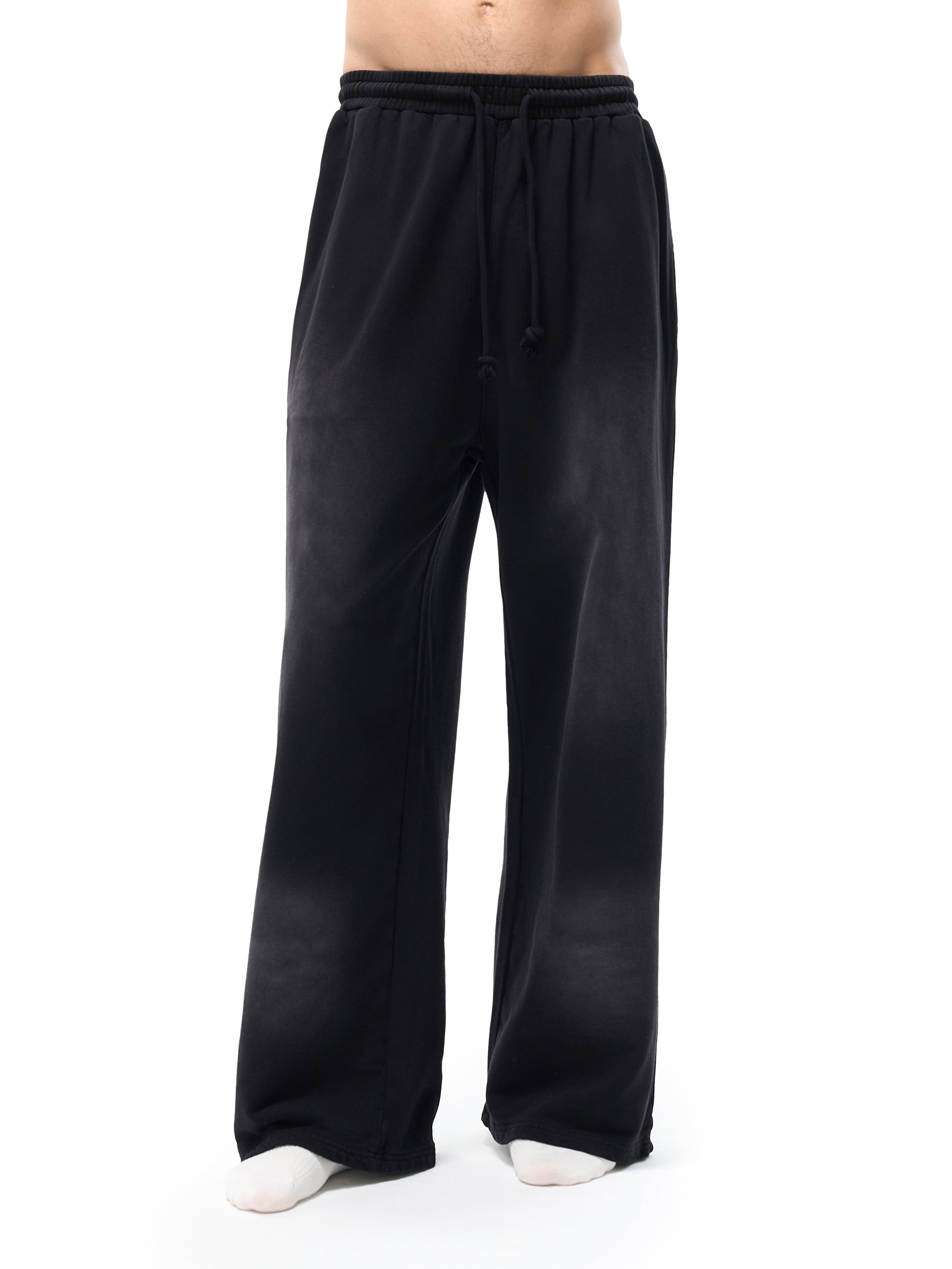 WhiteoutGallery Loose Fit Essentials